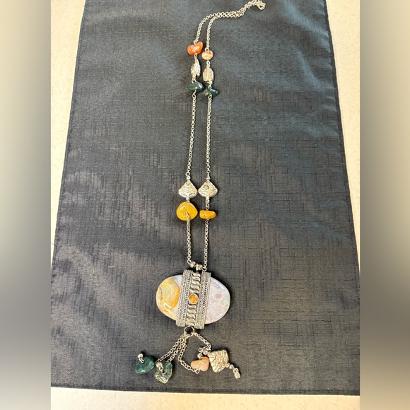 Jewelry - Vintage 1970s Polished Stone Charm Carnelian Necklace Silver-Tone Boho Hippie